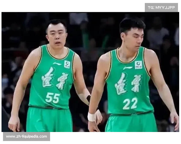 辽宁男篮官宣大外援奥利弗归队，上赛季场均12.6分7.5篮板