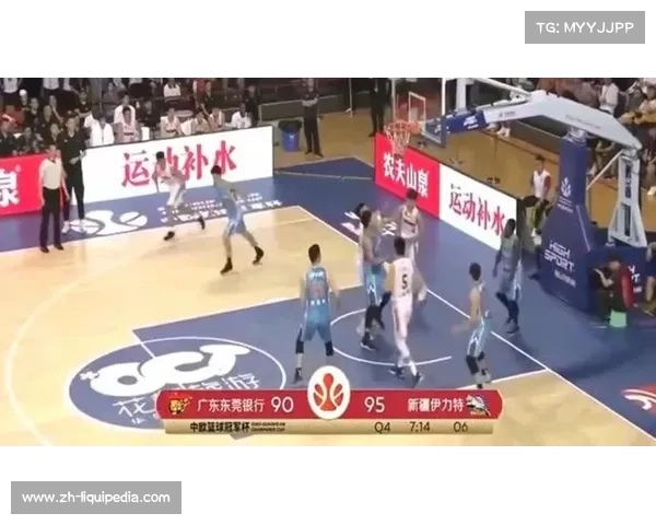 江苏女排滕蔓绮“神龙摆尾”得分,创意动作引爆全场